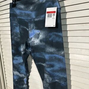 Nike Kids Camouflage Leggings in Blue and Gray